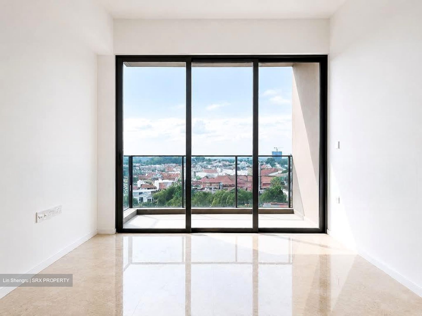 Amo Residence (D20), Apartment #558491641